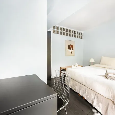 Lägenhet Elegant Parisian Apartment, Place Des Vosges
