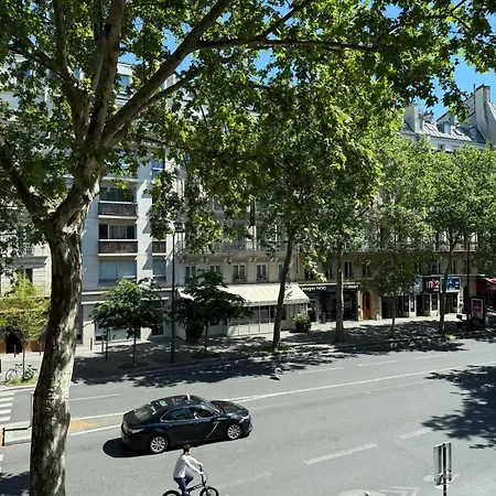 Elegant Parisian Apartment, Place Des Vosges Paris