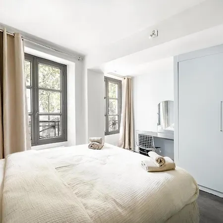 Appartement Elegant Parisian Apartment, Place Des Vosges Paris